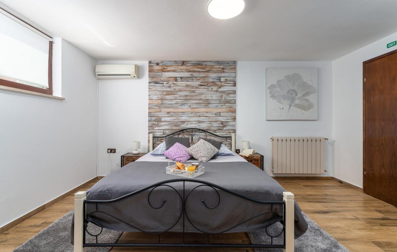 Apartments Ariana Umag Ngoại thất bức ảnh